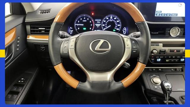 2015 Lexus ES 300h ES 300h
