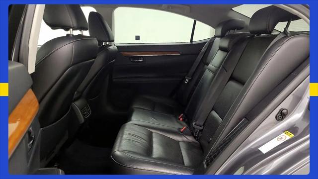 2015 Lexus ES 300h ES 300h