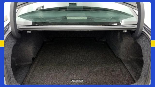 2015 Volkswagen Passat 1.8T Limited Edition
