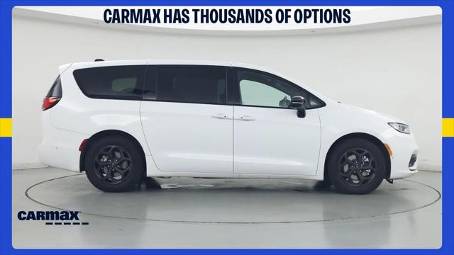 2023 Chrysler Pacifica Hybrid Limited