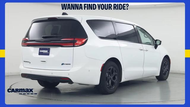 2023 Chrysler Pacifica Hybrid Limited