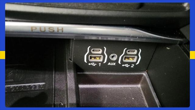 2023 Chrysler Pacifica Hybrid Limited