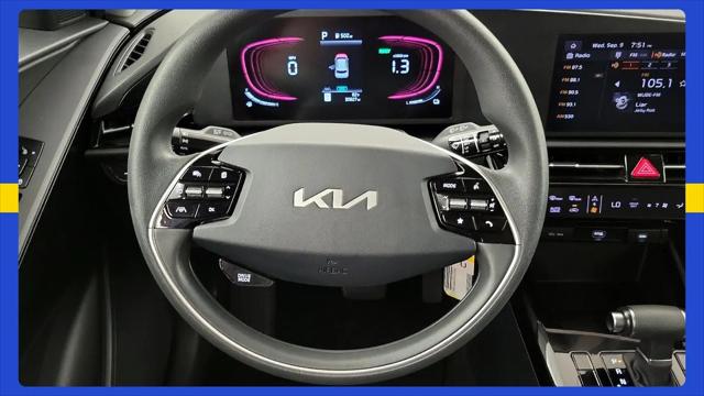 2025 Kia Niro LX