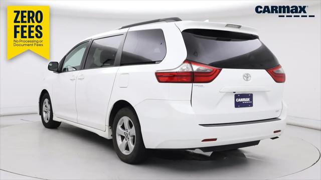 2020 Toyota Sienna LE for sale in Midlothian, VA