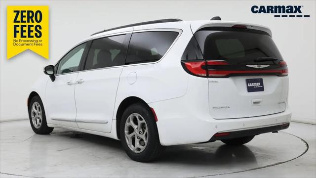 2023 Chrysler Pacifica Limited for sale in Wichita, KS
