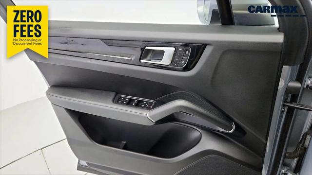 2023 Porsche Cayenne Platinum Edition