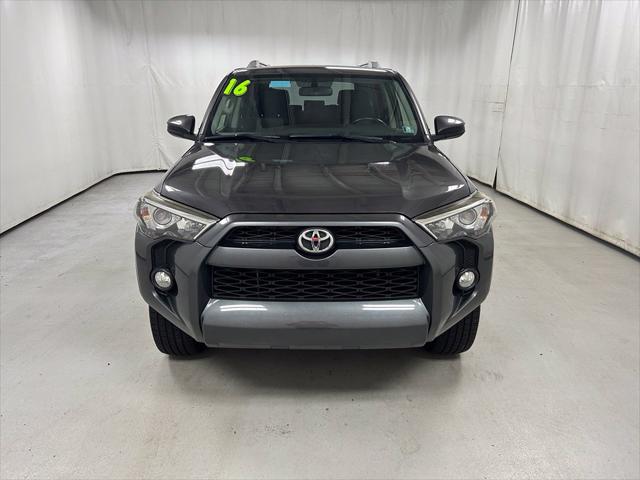 2016 Toyota 4Runner SR5 2016 Toyota 4Runner SR5