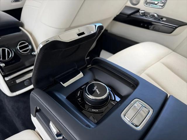2022 Rolls-Royce Phantom Standard