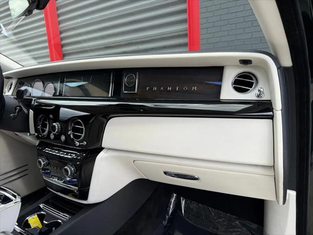 2022 Rolls-Royce Phantom Standard