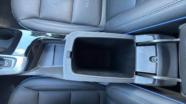 2024 Buick NV Sport Touring FWD