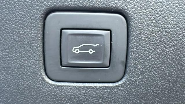 2024 Buick NV Sport Touring FWD