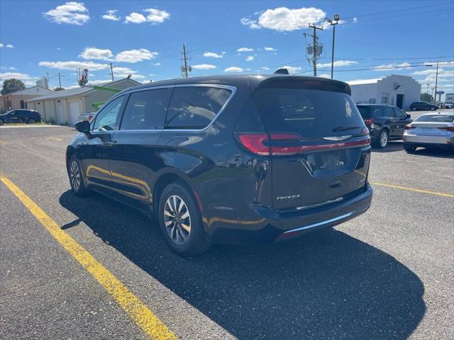 2024 Chrysler Pacifica Hybrid Select 2024 Chrysler Pacifica Hybrid Select
