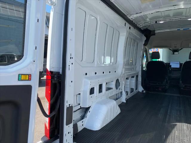2022 Ford Transit Cargo Van T-150