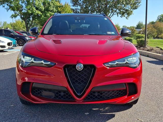 2024 Alfa Romeo Stelvio Quadrifoglio Carbon AWD 2024 Alfa Romeo Stelvio Quadrifoglio Carbon AWD
