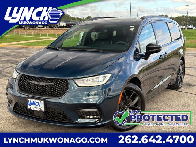 2025 Chrysler Pacifica Limited for sale in Mukwonago, WI
