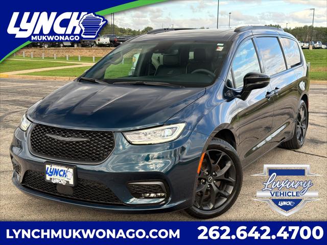 2025 Chrysler Pacifica Limited for sale in Mukwonago, WI