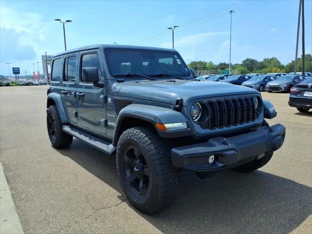 2024 Jeep Wrangler 4-Door Sahara 4x4