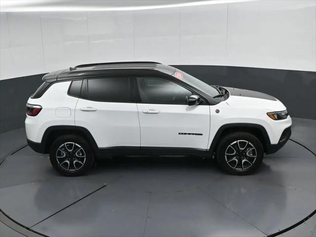 2024 Jeep Compass Trailhawk 4x4