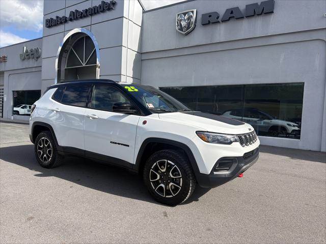 2025 Jeep Compass Trailhawk 4x4
