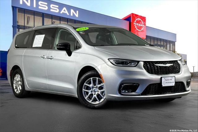 2024 Chrysler Pacifica Touring L for sale in City of Industry, CA