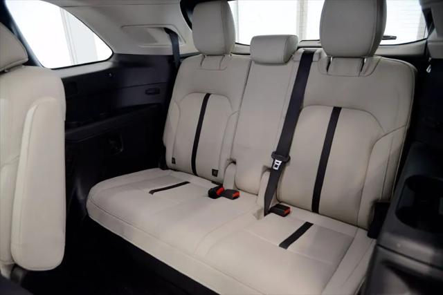 2024 Mazda X-90 Premium