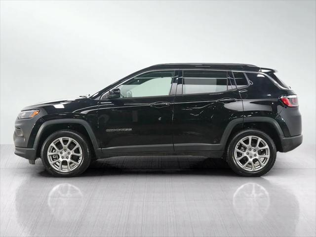 2023 Jeep Compass Latitude Lux FWD