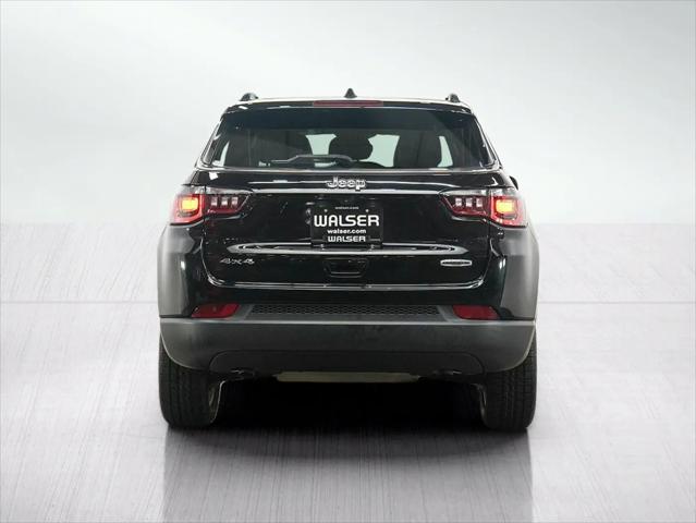2023 Jeep Compass Latitude Lux FWD