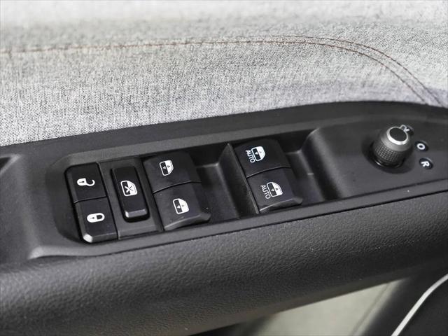 2023 Jeep Compass Latitude Lux FWD