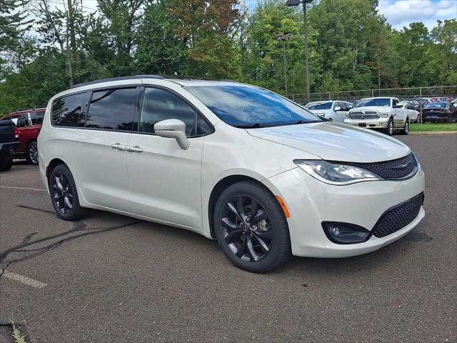 2020 Chrysler Pacifica Limited for sale in Trevose, PA