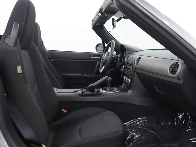 2010 Mazda MX-5 Sport