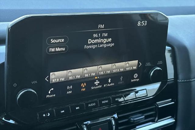2025 Nissan Pathfinder SL FWD