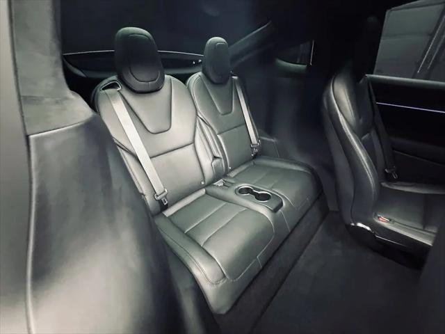 2026 Tesla Model X Plaid