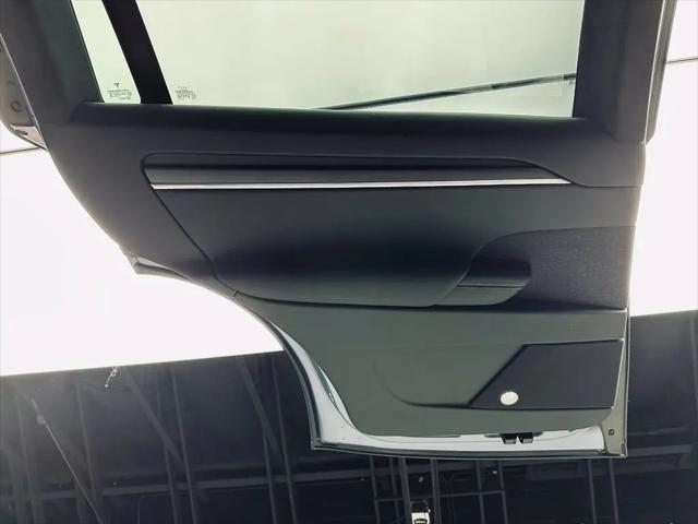 2026 Tesla Model X Plaid