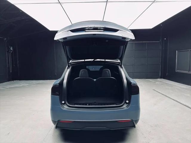 2026 Tesla Model X Plaid