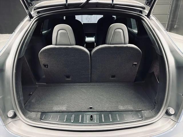 2026 Tesla Model X Plaid