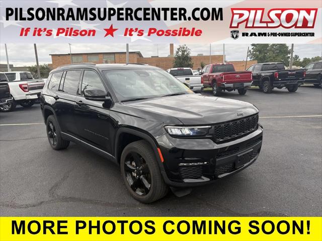 2023 Jeep Grand Cherokee L Limited 4x4 for sale in Charleston, IL