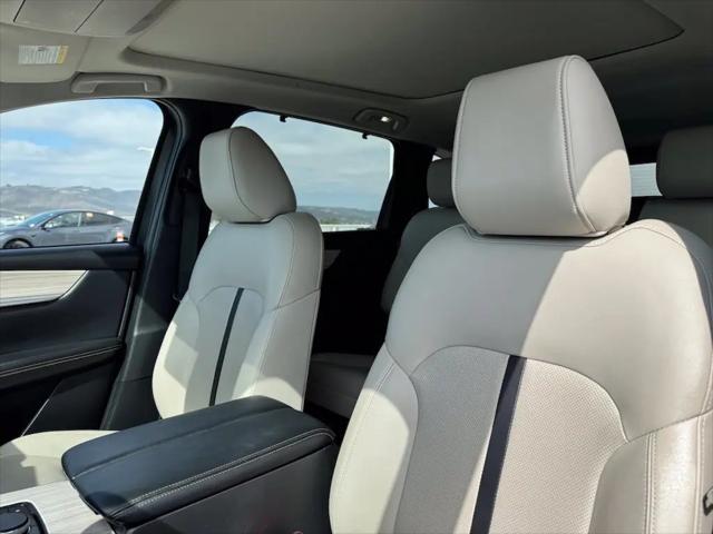 2025 Mazda CX-70 Premium Package