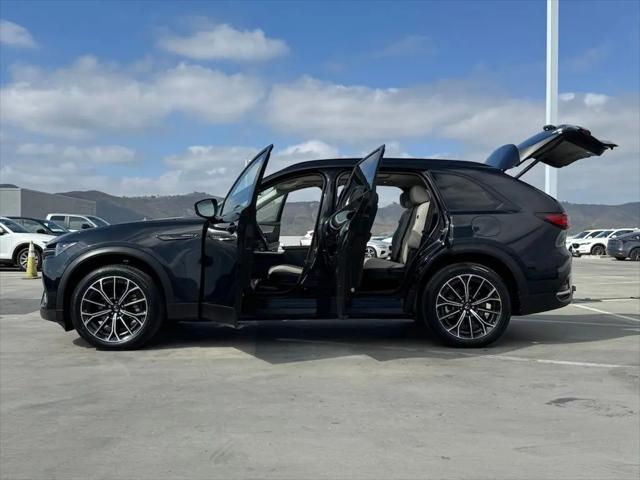 2025 Mazda CX-70 Premium Package
