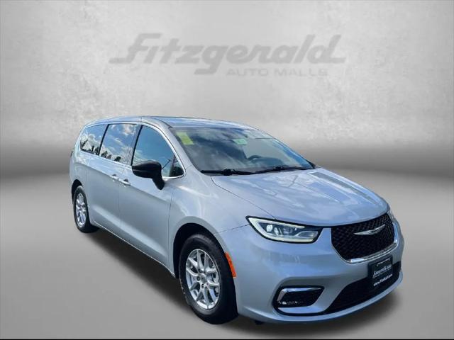 2024 Chrysler Pacifica Touring L for sale in Germantown, MD