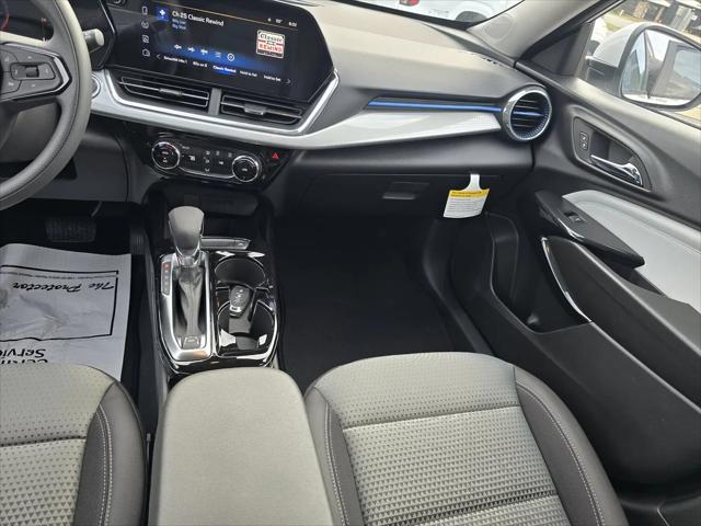 2026 Chevrolet Trax FWD LT