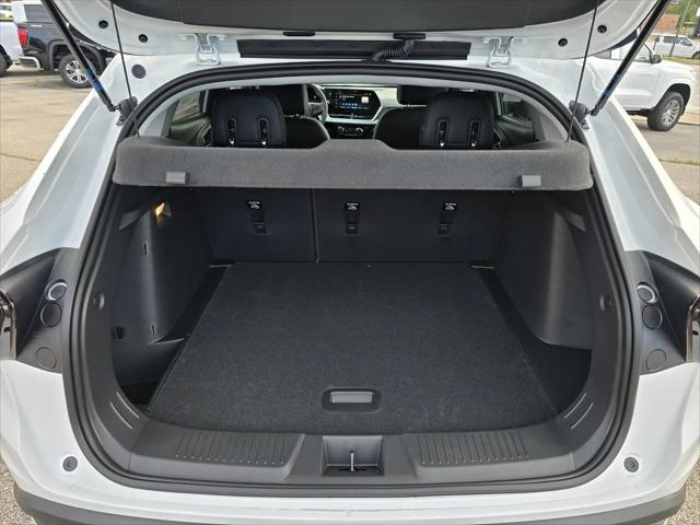 2026 Chevrolet Trax FWD LT