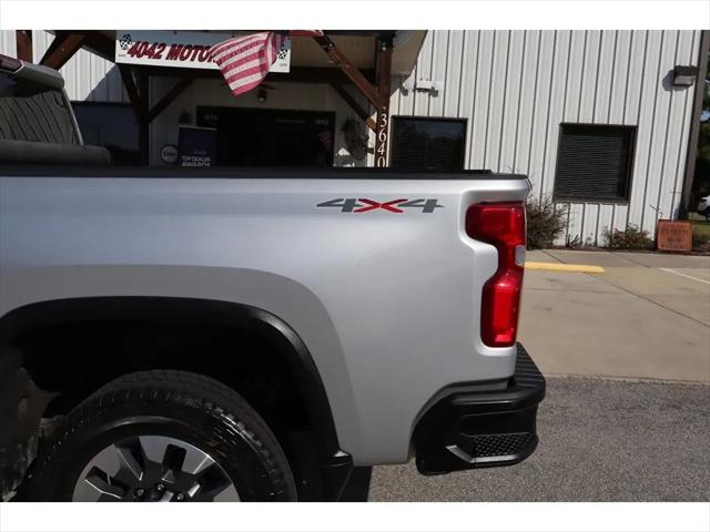 2021 Chevrolet Silverado 2500HD 4WD Crew Cab Standard Bed Custom