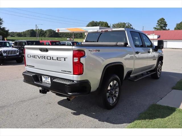 2021 Chevrolet Silverado 2500HD 4WD Crew Cab Standard Bed Custom