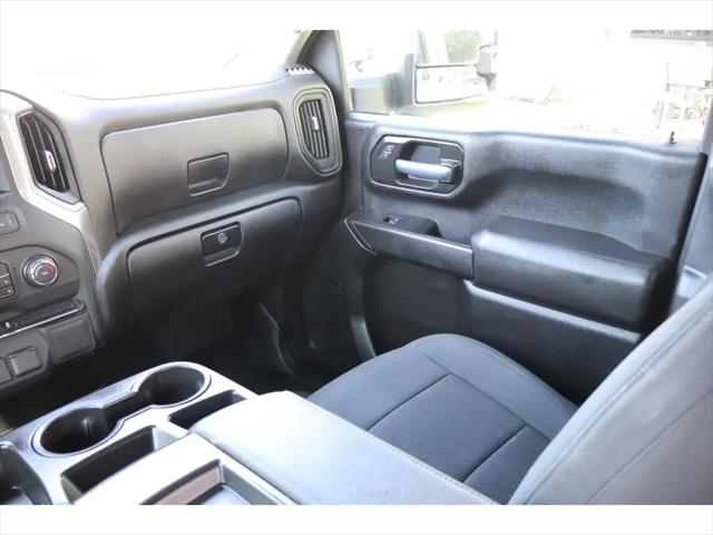 2021 Chevrolet Silverado 2500HD 4WD Crew Cab Standard Bed Custom