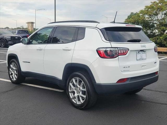 2022 Jeep Compass Latitude Lux 4x4