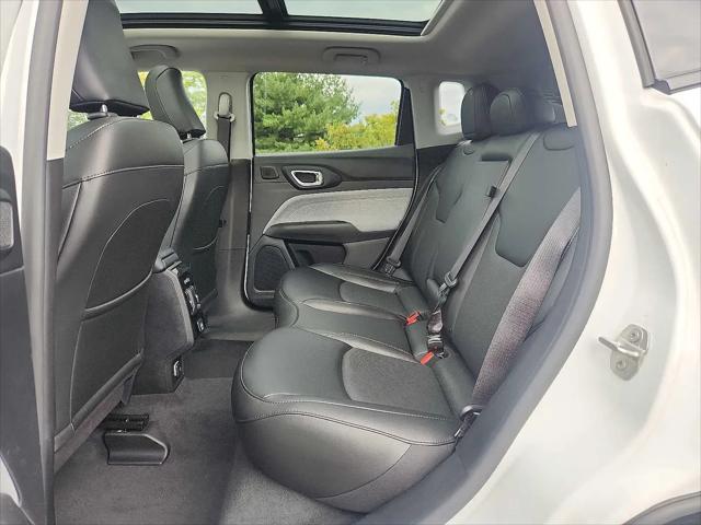 2022 Jeep Compass Latitude Lux 4x4