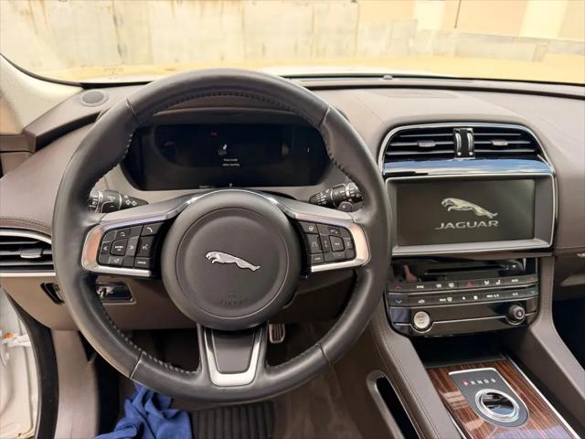 2019 Jaguar F-PACE 25t Prestige