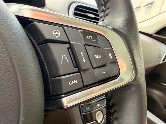 2019 Jaguar F-PACE 25t Prestige
