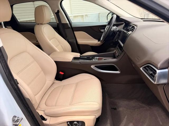 2019 Jaguar F-PACE 25t Prestige