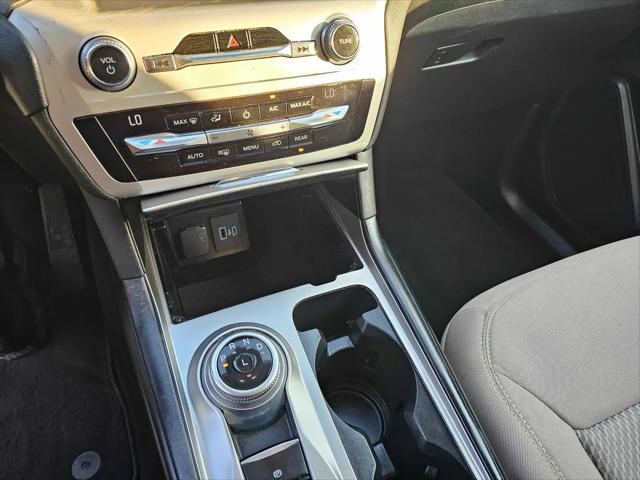 2021 Ford Explorer Base